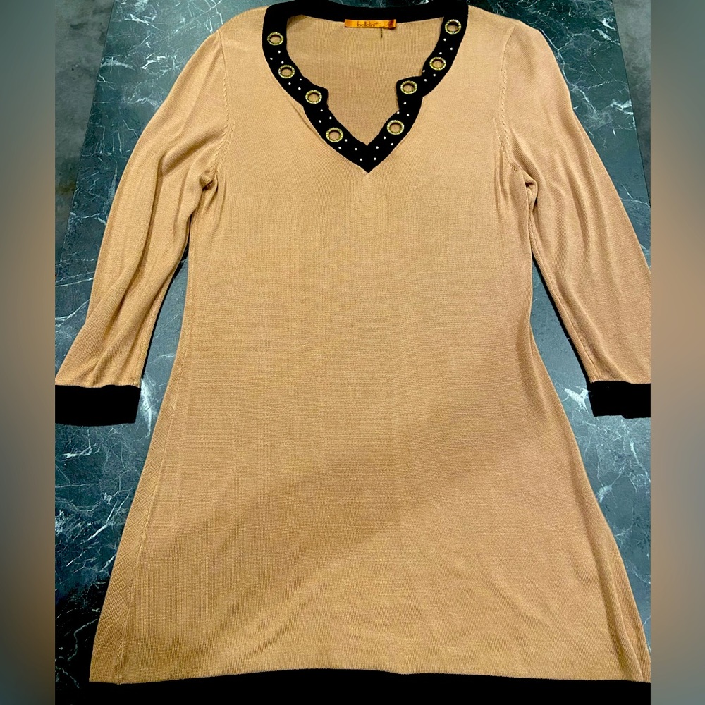 Long blouse v neck whit stones